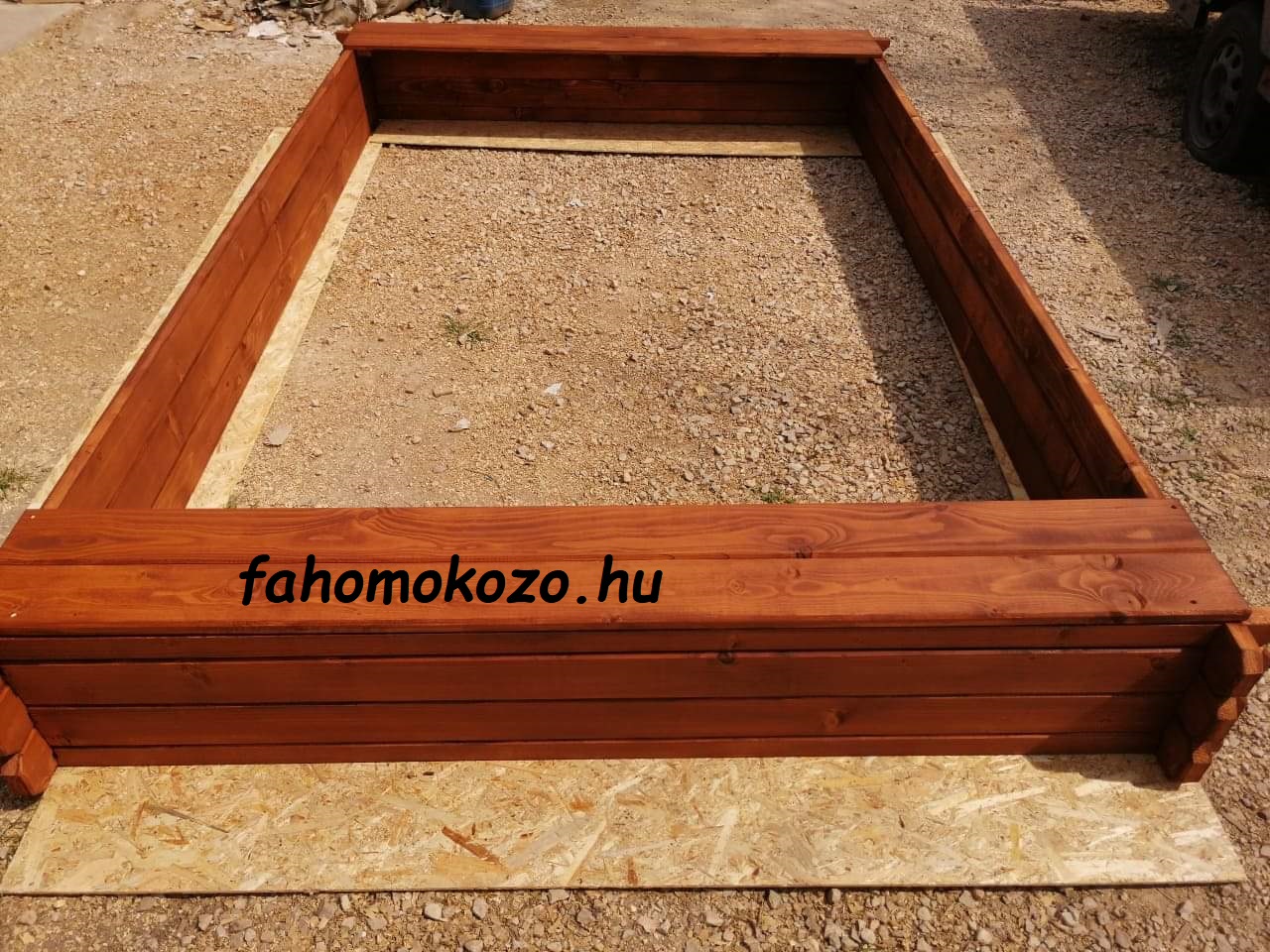 Keret ülőkével palló